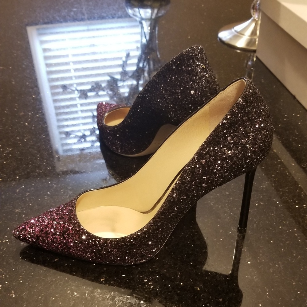 Shoes - Picture 2 of 6